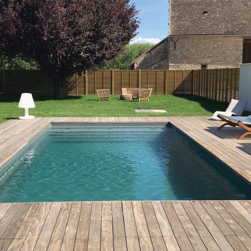 Petite piscine coque